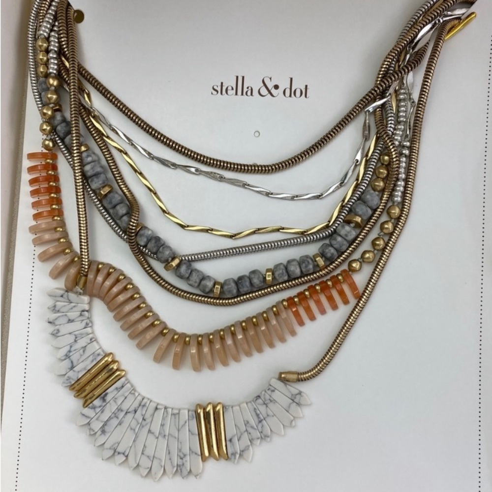 Stella and Dot Ezra Statement Necklace
